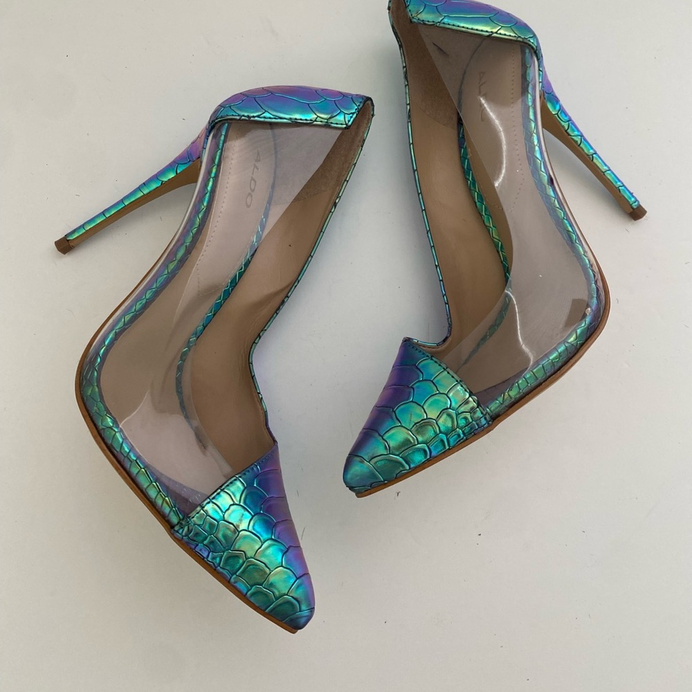 Aldo Iridescent Teal-Purple Mermaid Scale Pointed Stiletto Heels